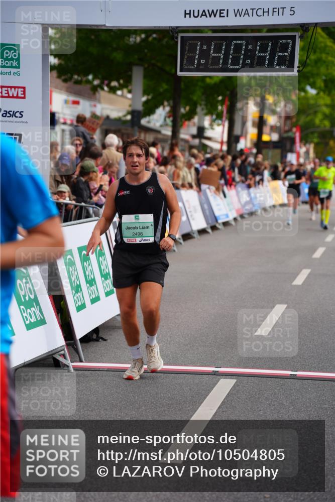 20.09.2026 - PSD Bank Halbmarathon LAZAROV Photography http://msf.ph/oto/10504805 20.09.2026 11:40:42 Ziel 2496, 3004, 4275, 4440 meine-sportfotos.de