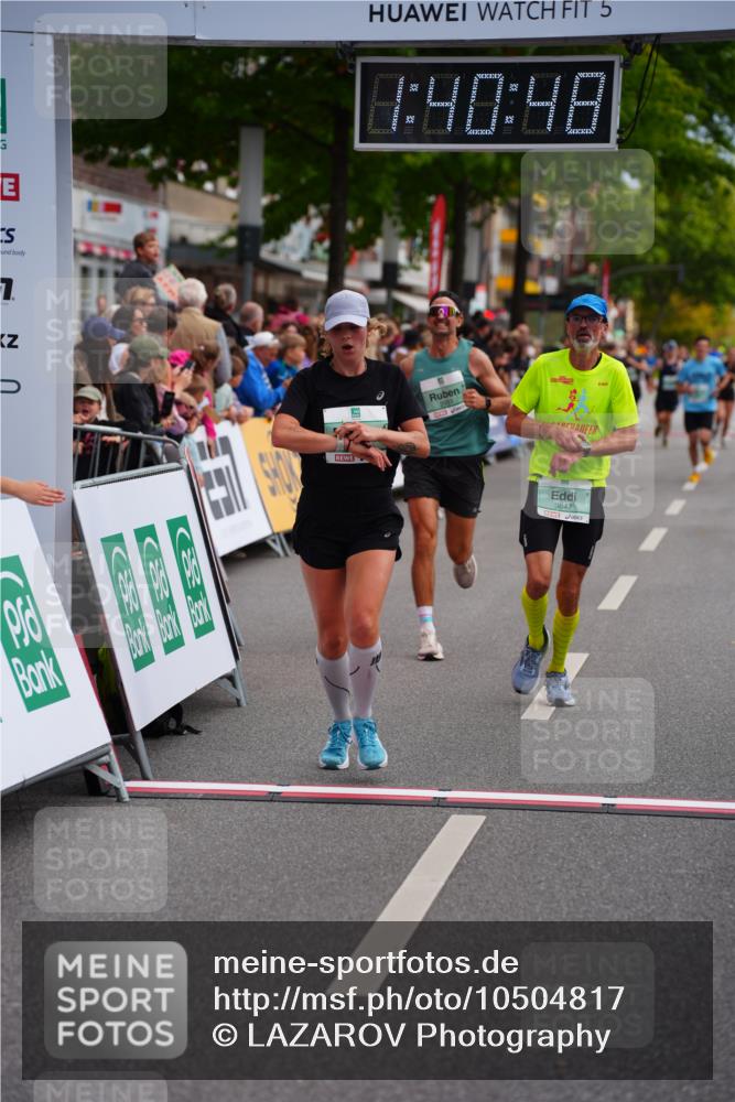 20.09.2026 - PSD Bank Halbmarathon LAZAROV Photography http://msf.ph/oto/10504817 20.09.2026 11:40:48 Ziel 2496, 2931, 3004, 3529, 3847, 4440 meine-sportfotos.de