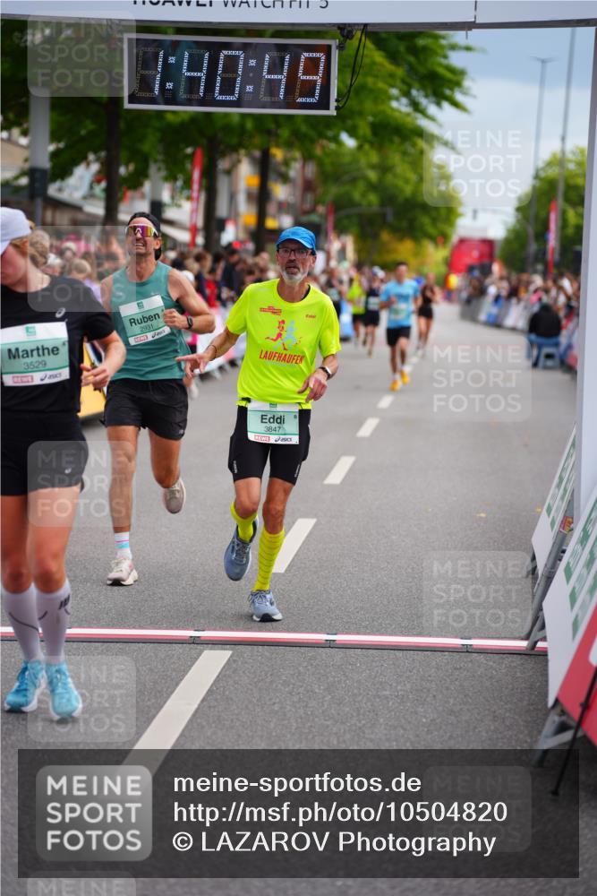 20.09.2026 - PSD Bank Halbmarathon LAZAROV Photography http://msf.ph/oto/10504820 20.09.2026 11:40:48 Ziel 2496, 2931, 3004, 3529, 3847, 4440 meine-sportfotos.de