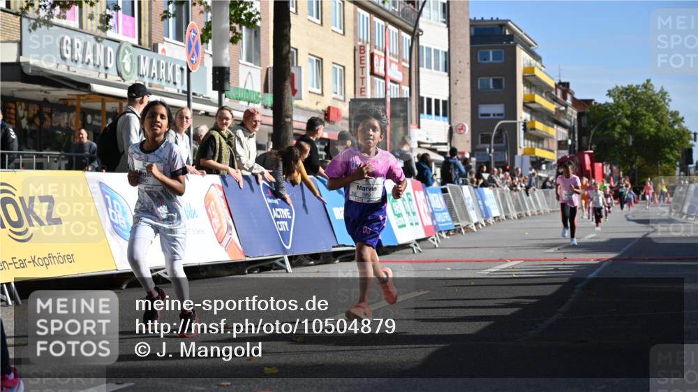20.09.2026 - PSD Bank Halbmarathon J. Mangold http://msf.ph/oto/10504879 20.09.2026 10:33:58 Ziel 148, 171, 196, 269, 295, 376, 389, 390 meine-sportfotos.de
