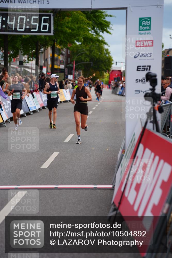 20.09.2026 - PSD Bank Halbmarathon LAZAROV Photography http://msf.ph/oto/10504892 20.09.2026 11:40:56 Ziel 2227, 2474, 2506, 2822, 2931, 3529, 3764, 3847 meine-sportfotos.de