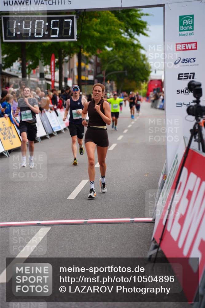 20.09.2026 - PSD Bank Halbmarathon LAZAROV Photography http://msf.ph/oto/10504896 20.09.2026 11:40:57 Ziel 2227, 2474, 2506, 2822, 2931, 3764 meine-sportfotos.de