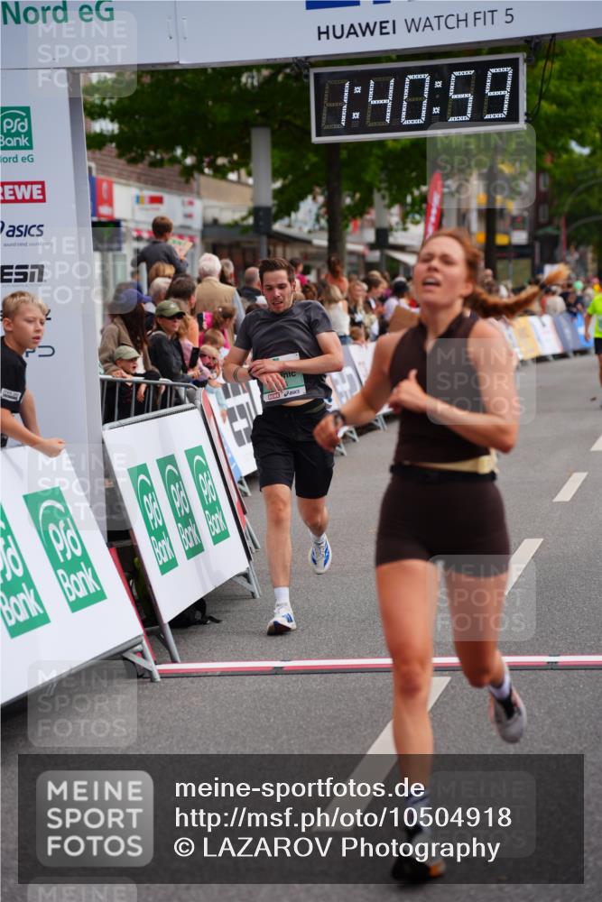 20.09.2026 - PSD Bank Halbmarathon LAZAROV Photography http://msf.ph/oto/10504918 20.09.2026 11:40:58 Ziel 2227, 2474, 2506, 2822, 3764 meine-sportfotos.de