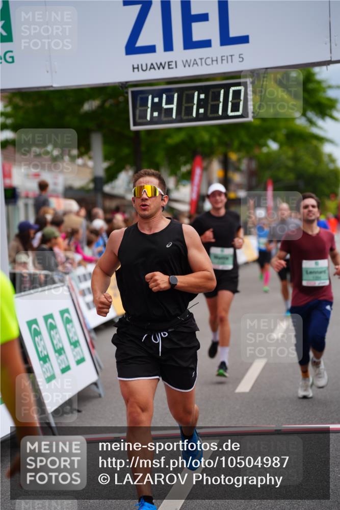 20.09.2026 - PSD Bank Halbmarathon LAZAROV Photography http://msf.ph/oto/10504987 20.09.2026 11:41:09 Ziel 1128, 1394, 2829, 4482, 4681 meine-sportfotos.de