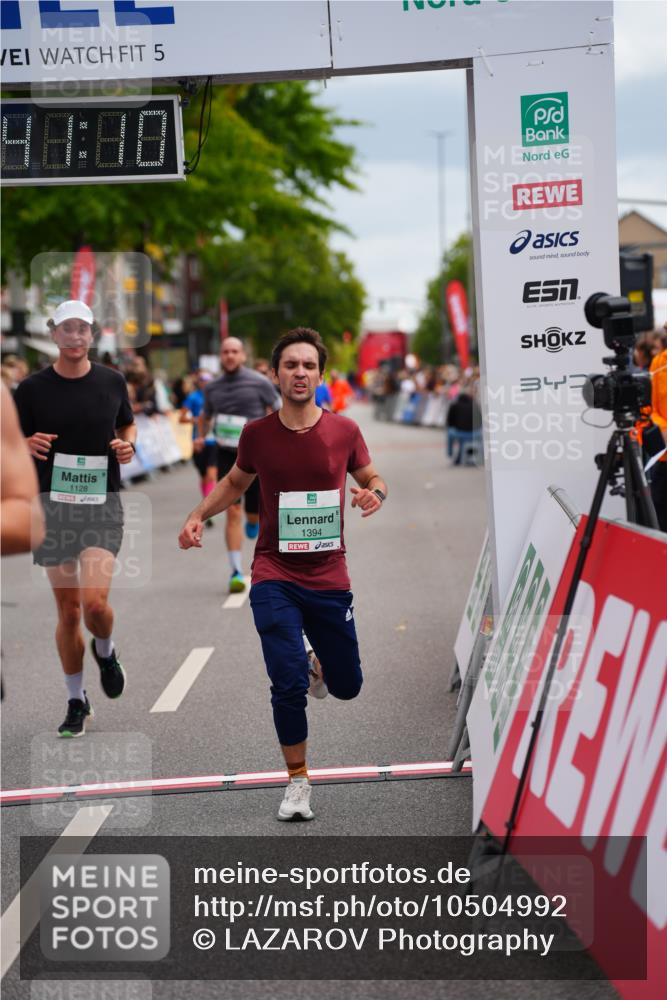 20.09.2026 - PSD Bank Halbmarathon LAZAROV Photography http://msf.ph/oto/10504992 20.09.2026 11:41:10 Ziel 1128, 1394, 2829, 4482, 4681 meine-sportfotos.de