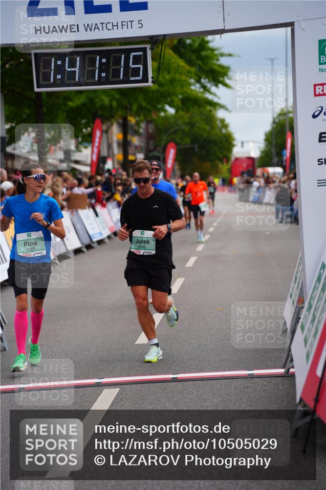 20.09.2026 - PSD Bank Halbmarathon LAZAROV Photography http://msf.ph/oto/10505029 20.09.2026 11:41:15 Ziel 1128, 1394, 1953, 2842, 4000, 4482, 4681 meine-sportfotos.de