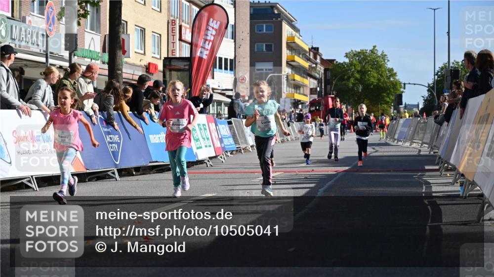20.09.2026 - PSD Bank Halbmarathon J. Mangold http://msf.ph/oto/10505041 20.09.2026 10:34:41 Ziel 119, 161, 195, 378, 383, 400, 401, 403, 428, 452 meine-sportfotos.de