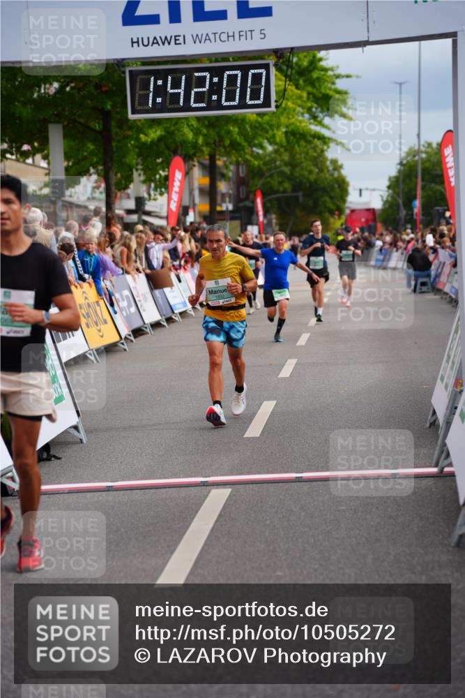 20.09.2026 - PSD Bank Halbmarathon LAZAROV Photography http://msf.ph/oto/10505272 20.09.2026 11:42:00 Ziel 1583, 1803, 1852, 2069, 4353, 4654 meine-sportfotos.de