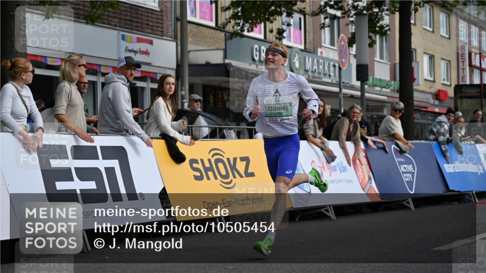 20.09.2026 - PSD Bank Halbmarathon J. Mangold http://msf.ph/oto/10505454 20.09.2026 11:11:50 Ziel 1792 meine-sportfotos.de