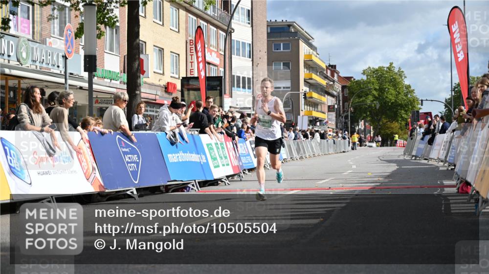 20.09.2026 - PSD Bank Halbmarathon J. Mangold http://msf.ph/oto/10505504 20.09.2026 11:15:49 Ziel 3986 meine-sportfotos.de
