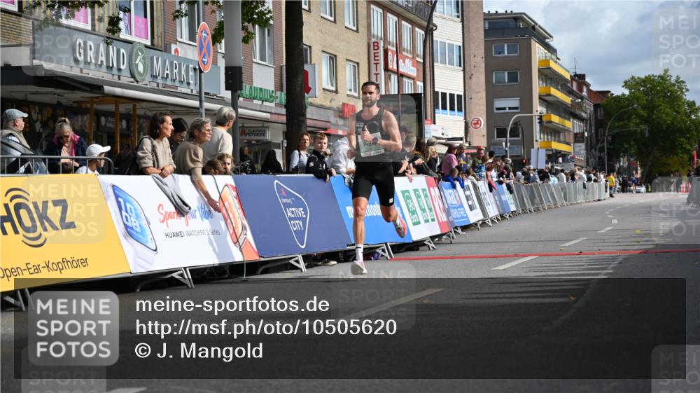 20.09.2026 - PSD Bank Halbmarathon J. Mangold http://msf.ph/oto/10505620 20.09.2026 11:17:42 Ziel 1321 meine-sportfotos.de