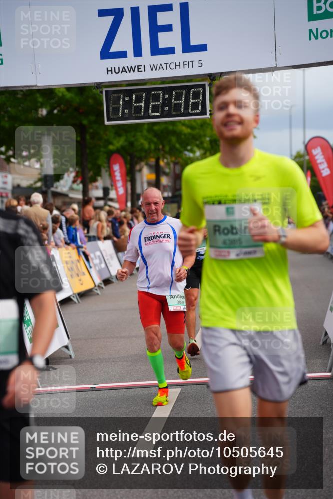 20.09.2026 - PSD Bank Halbmarathon LAZAROV Photography http://msf.ph/oto/10505645 20.09.2026 11:42:48 Ziel 1258, 1888, 2241, 3892, 4251, 4385, 4634, 4760 meine-sportfotos.de
