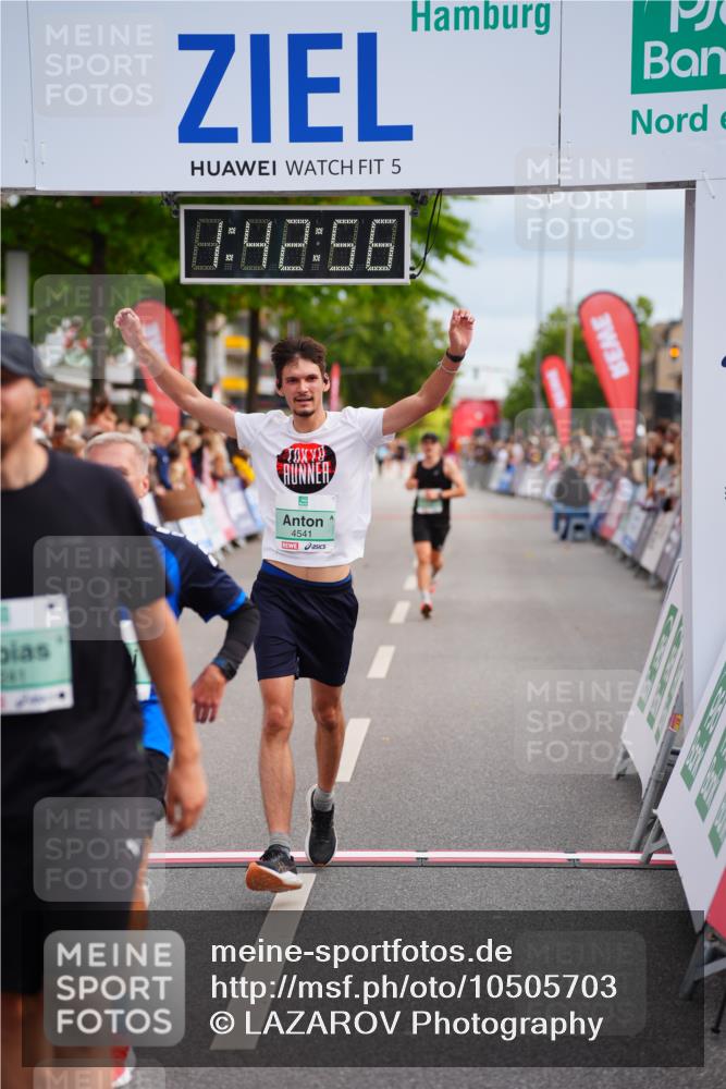 20.09.2026 - PSD Bank Halbmarathon LAZAROV Photography http://msf.ph/oto/10505703 20.09.2026 11:42:56 Ziel 1156, 1258, 1888, 2241, 3892, 4008, 4294, 4541, 4634 meine-sportfotos.de