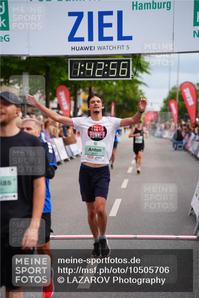 20.09.2026 - PSD Bank Halbmarathon LAZAROV Photography http://msf.ph/oto/10505706 20.09.2026 11:42:56 Ziel 1156, 1258, 1888, 2241, 3892, 4008, 4294, 4541, 4634 meine-sportfotos.de