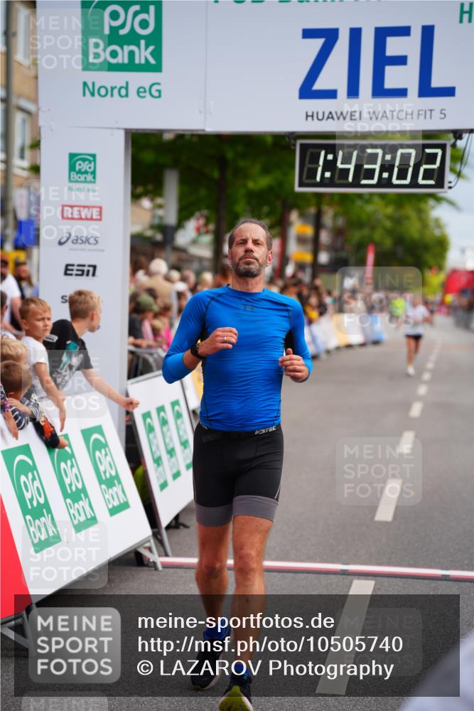 20.09.2026 - PSD Bank Halbmarathon LAZAROV Photography http://msf.ph/oto/10505740 20.09.2026 11:43:02 Ziel 1156, 1960, 4008, 4294, 4541 meine-sportfotos.de