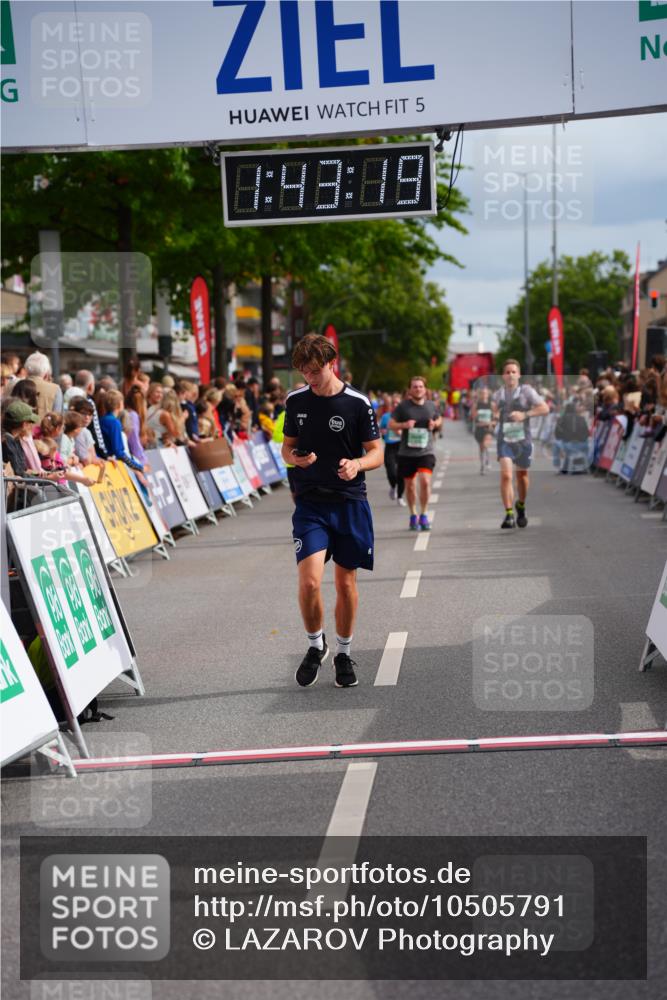20.09.2026 - PSD Bank Halbmarathon LAZAROV Photography http://msf.ph/oto/10505791 20.09.2026 11:43:19 Ziel 1492, 4532 meine-sportfotos.de