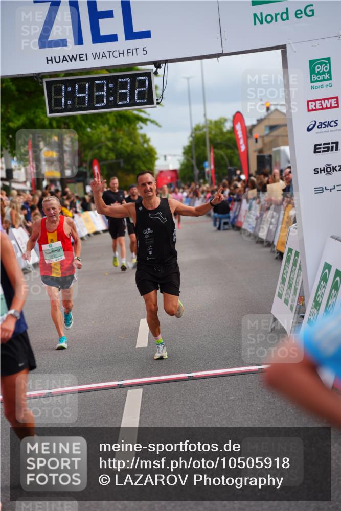 20.09.2026 - PSD Bank Halbmarathon LAZAROV Photography http://msf.ph/oto/10505918 20.09.2026 11:43:32 Ziel 1671, 2068, 2245, 2637, 2642, 2729, 3037, 3285, 4501 meine-sportfotos.de
