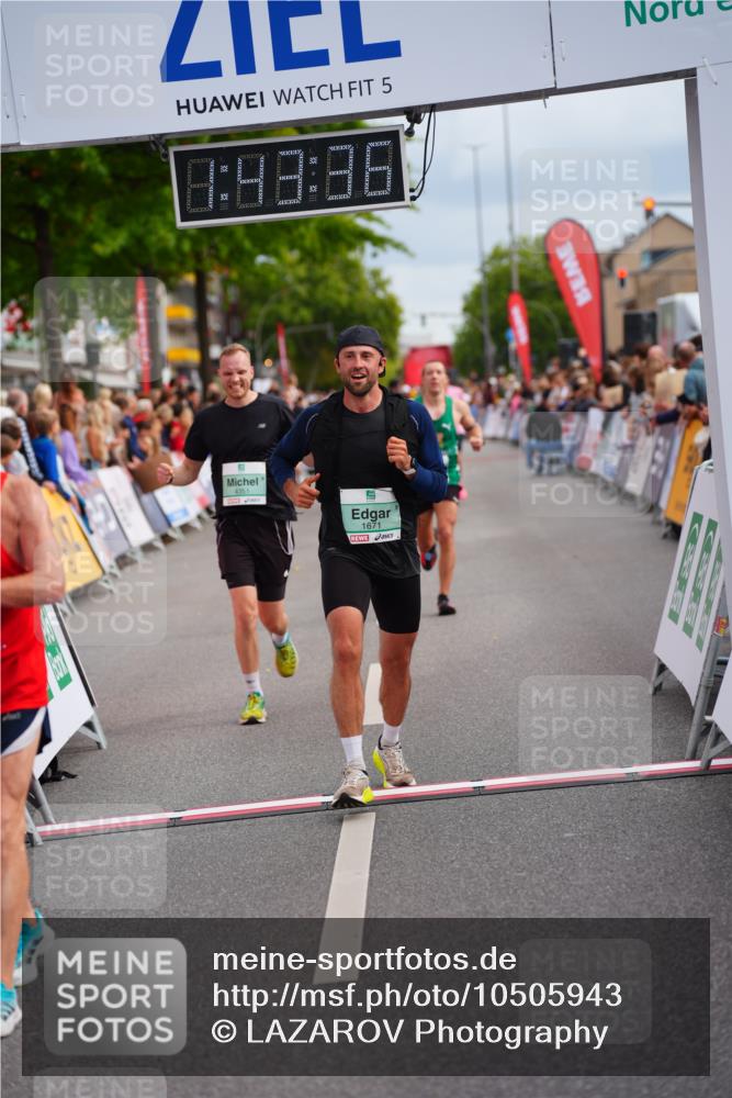 20.09.2026 - PSD Bank Halbmarathon LAZAROV Photography http://msf.ph/oto/10505943 20.09.2026 11:43:36 Ziel 1671, 2068, 2637, 3037, 4055, 4351, 4501 meine-sportfotos.de