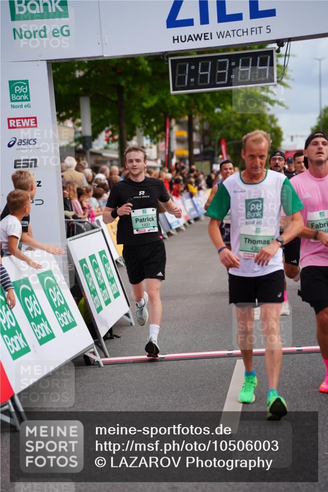 20.09.2026 - PSD Bank Halbmarathon LAZAROV Photography http://msf.ph/oto/10506003 20.09.2026 11:43:43 Ziel 1431, 1671, 2568, 3023, 4055, 4220, 4307, 4351, 4529, 4658 meine-sportfotos.de