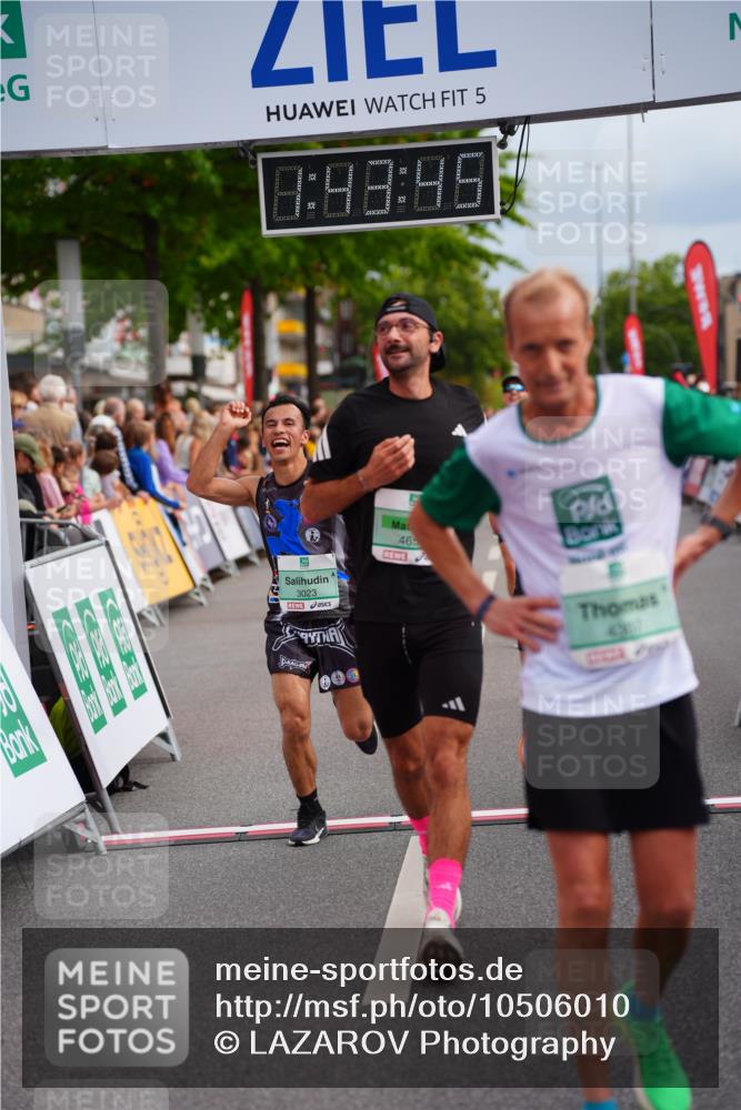 20.09.2026 - PSD Bank Halbmarathon LAZAROV Photography http://msf.ph/oto/10506010 20.09.2026 11:43:45 Ziel 1431, 2568, 3023, 4055, 4220, 4307, 4351, 4529, 4658, 4787 meine-sportfotos.de