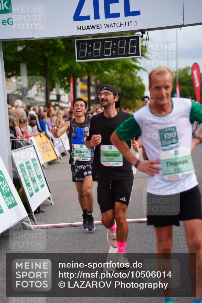 20.09.2026 - PSD Bank Halbmarathon LAZAROV Photography http://msf.ph/oto/10506014 20.09.2026 11:43:45 Ziel 1431, 2568, 3023, 4055, 4220, 4307, 4351, 4529, 4658, 4787 meine-sportfotos.de