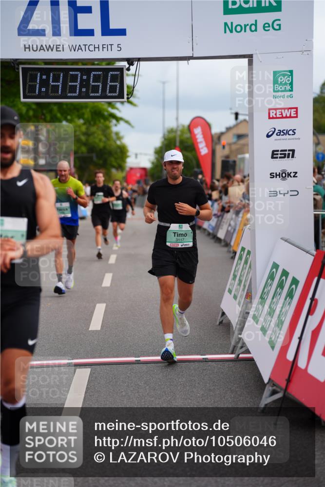 20.09.2026 - PSD Bank Halbmarathon LAZAROV Photography http://msf.ph/oto/10506046 20.09.2026 11:43:56 Ziel 1493, 1553, 2071, 2211, 2946, 3117, 3662, 4787 meine-sportfotos.de