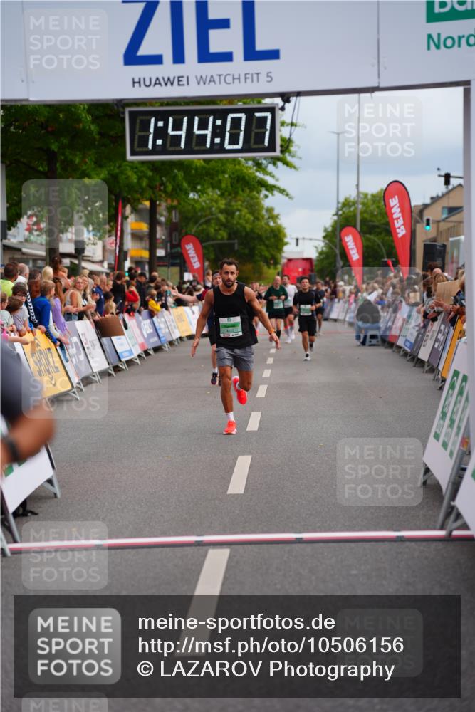 20.09.2026 - PSD Bank Halbmarathon LAZAROV Photography http://msf.ph/oto/10506156 20.09.2026 11:44:07 Ziel 1833, 2071, 2946, 3651, 4723 meine-sportfotos.de