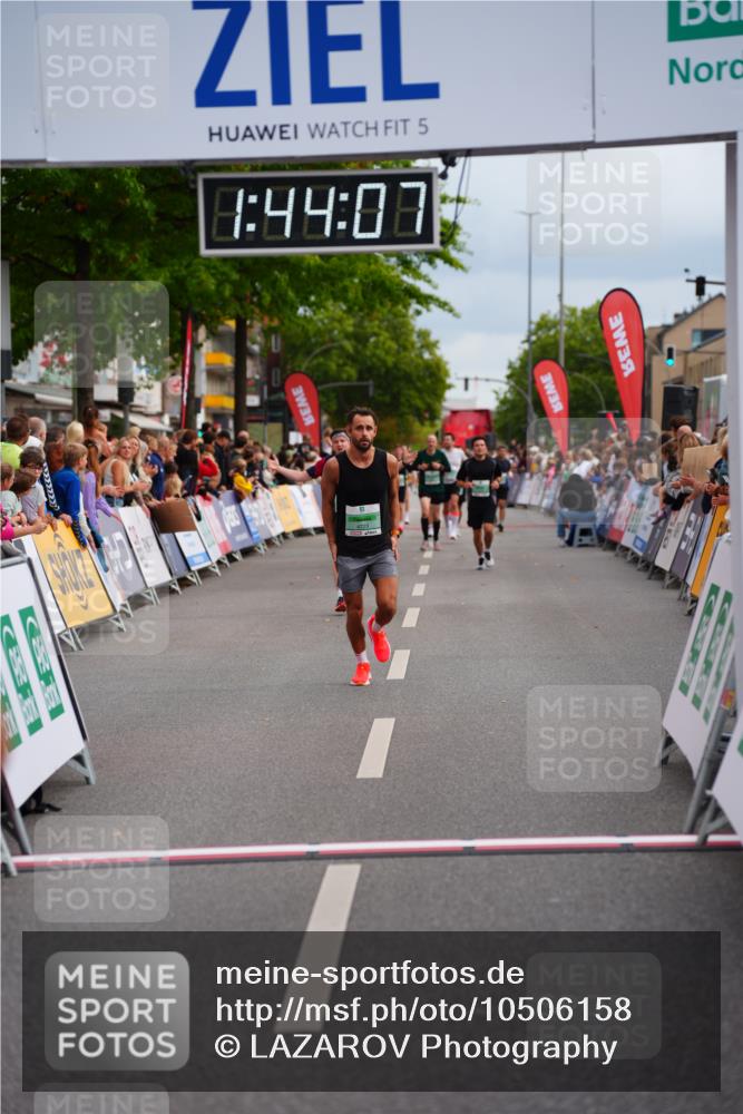 20.09.2026 - PSD Bank Halbmarathon LAZAROV Photography http://msf.ph/oto/10506158 20.09.2026 11:44:07 Ziel 1833, 2071, 2946, 3651, 4723 meine-sportfotos.de