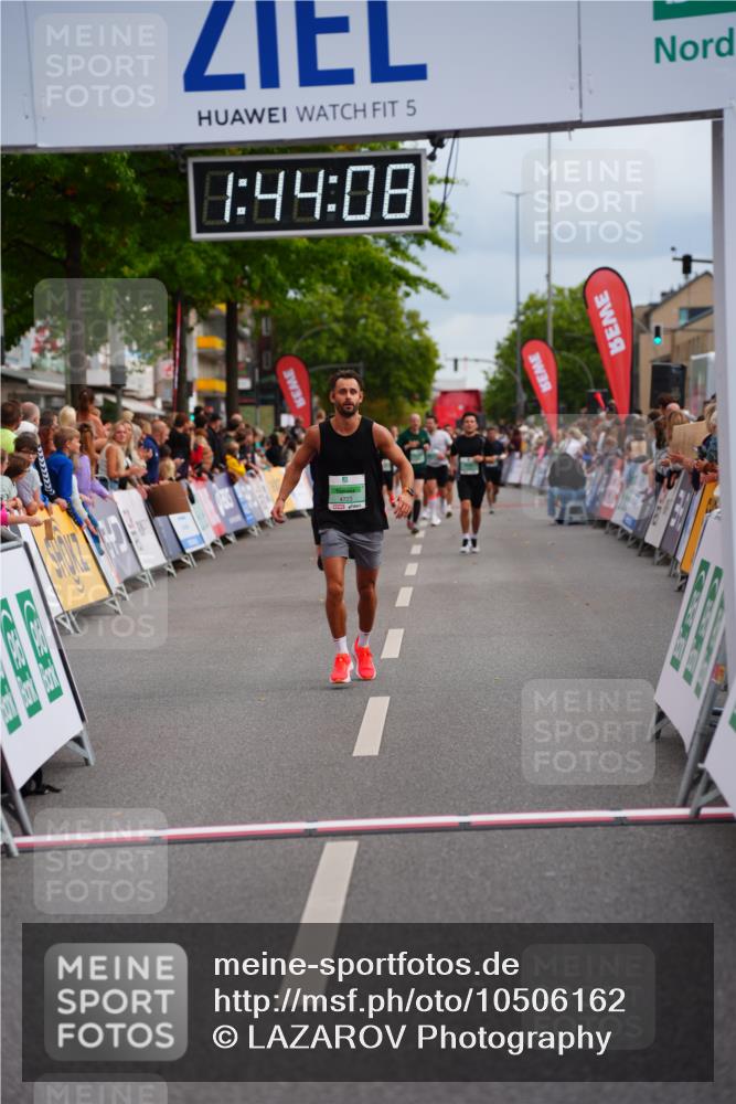 20.09.2026 - PSD Bank Halbmarathon LAZAROV Photography http://msf.ph/oto/10506162 20.09.2026 11:44:07 Ziel 1833, 2071, 2946, 3651, 4723 meine-sportfotos.de
