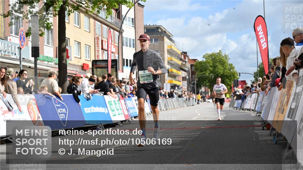 20.09.2026 - PSD Bank Halbmarathon J. Mangold http://msf.ph/oto/10506169 20.09.2026 11:23:19 Ziel 1985, 3104, 3625 meine-sportfotos.de