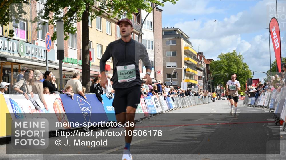 20.09.2026 - PSD Bank Halbmarathon J. Mangold http://msf.ph/oto/10506178 20.09.2026 11:23:20 Ziel 1985, 3104, 3625 meine-sportfotos.de