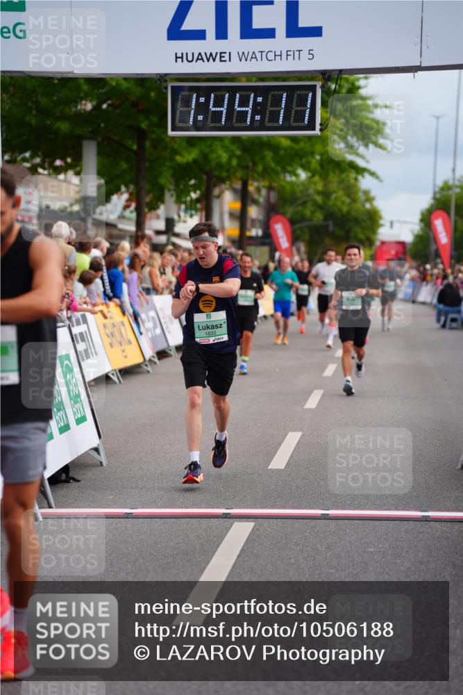 20.09.2026 - PSD Bank Halbmarathon LAZAROV Photography http://msf.ph/oto/10506188 20.09.2026 11:44:11 Ziel 1455, 1833, 2132, 3651, 4723 meine-sportfotos.de