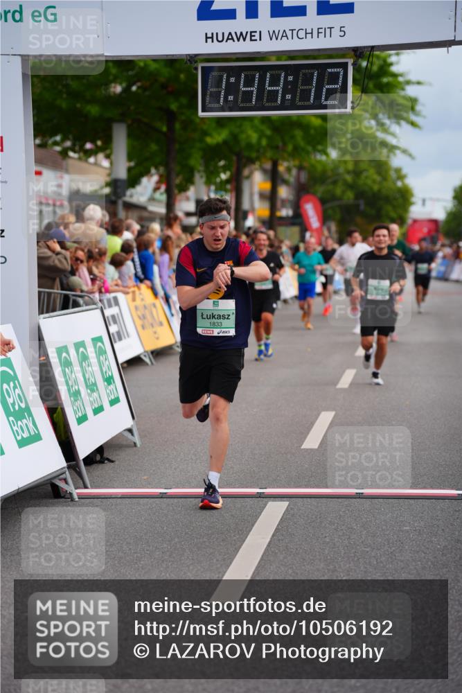 20.09.2026 - PSD Bank Halbmarathon LAZAROV Photography http://msf.ph/oto/10506192 20.09.2026 11:44:11 Ziel 1455, 1833, 2132, 3651, 4723 meine-sportfotos.de