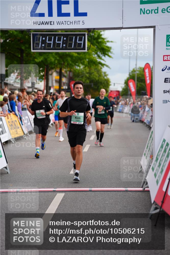 20.09.2026 - PSD Bank Halbmarathon LAZAROV Photography http://msf.ph/oto/10506215 20.09.2026 11:44:13 Ziel 1455, 1715, 1833, 2132, 3613, 3651, 4723 meine-sportfotos.de
