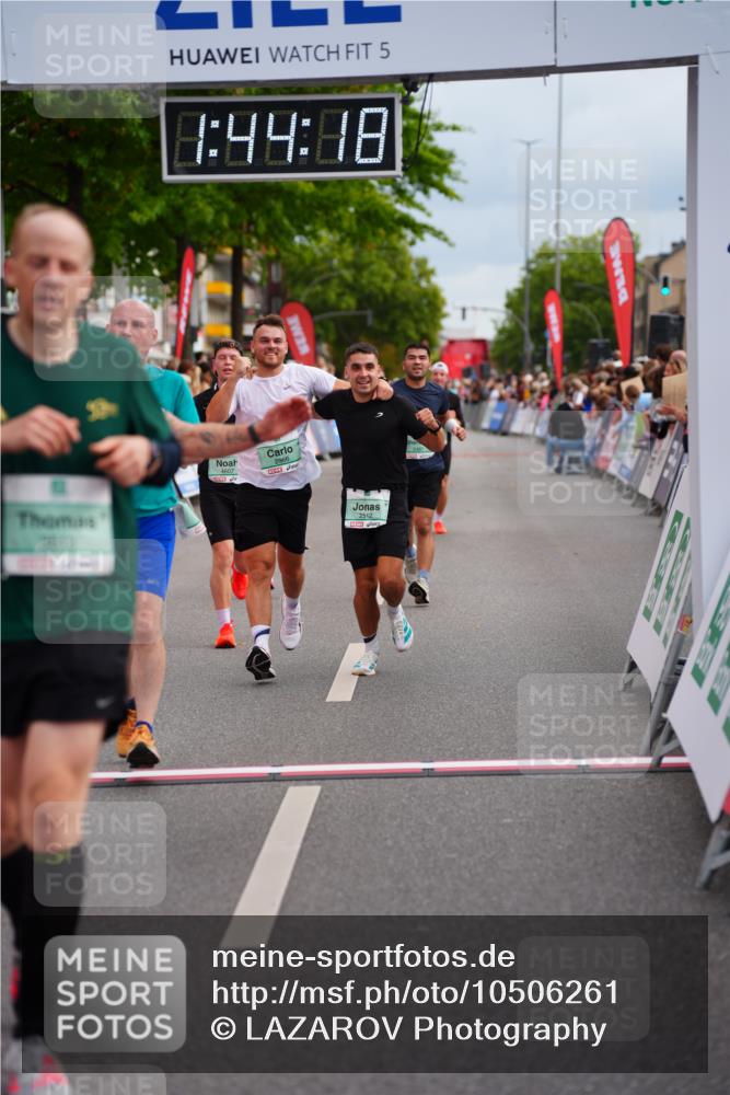 20.09.2026 - PSD Bank Halbmarathon LAZAROV Photography http://msf.ph/oto/10506261 20.09.2026 11:44:18 Ziel 1147, 1455, 1715, 1833, 2132, 2366, 2467, 2512, 2966, 3613, 4607 meine-sportfotos.de