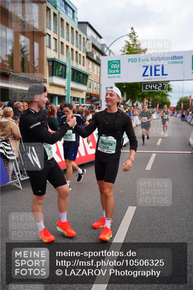 20.09.2026 - PSD Bank Halbmarathon LAZAROV Photography http://msf.ph/oto/10506325 20.09.2026 11:44:26 Ziel 1147, 1753, 2366, 2467, 2512, 2966, 3322, 4026, 4309, 4533, 4607, 4608 meine-sportfotos.de