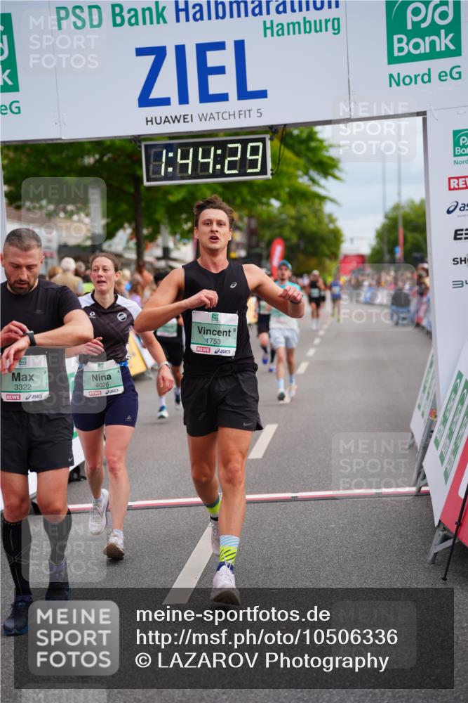 20.09.2026 - PSD Bank Halbmarathon LAZAROV Photography http://msf.ph/oto/10506336 20.09.2026 11:44:29 Ziel 1147, 1317, 1753, 2467, 2805, 3322, 4026, 4309, 4533, 4608 meine-sportfotos.de