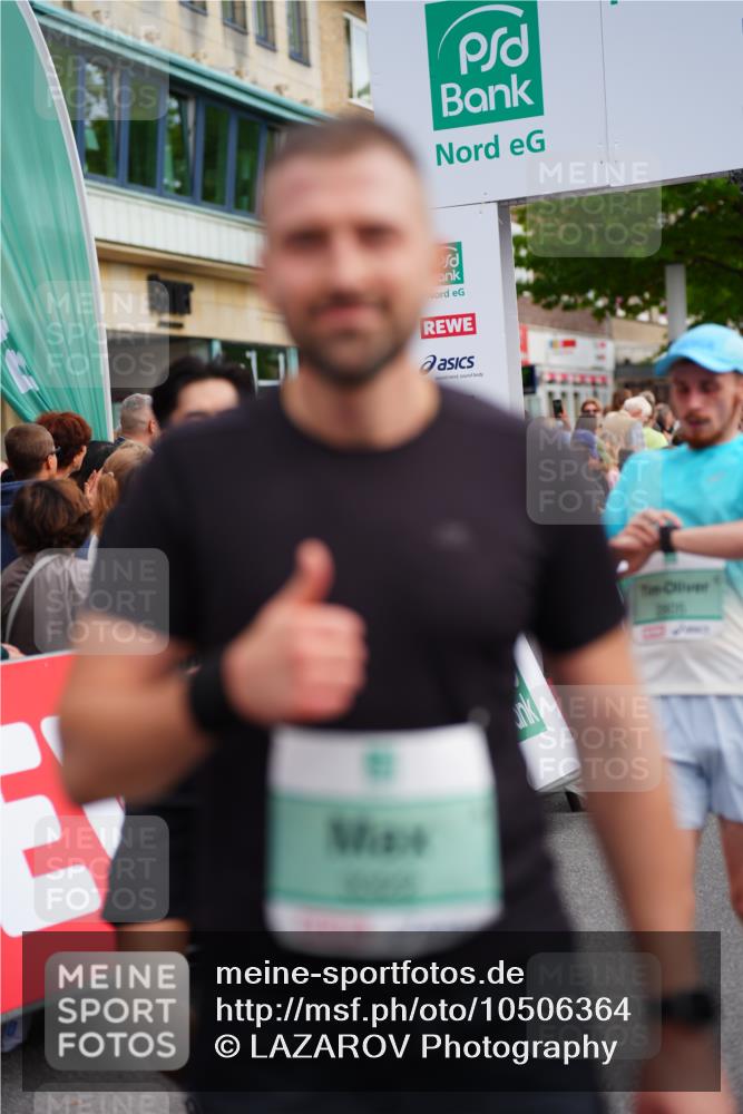 20.09.2026 - PSD Bank Halbmarathon LAZAROV Photography http://msf.ph/oto/10506364 20.09.2026 11:44:33 Ziel 1317, 1753, 2805, 3322, 4026, 4309, 4533 meine-sportfotos.de