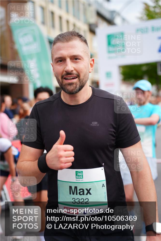 20.09.2026 - PSD Bank Halbmarathon LAZAROV Photography http://msf.ph/oto/10506369 20.09.2026 11:44:33 Ziel 1317, 1753, 2805, 3322, 4026, 4309, 4533 meine-sportfotos.de