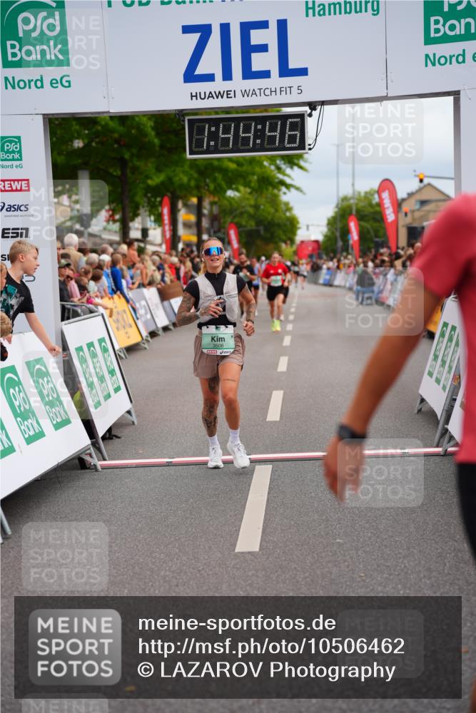 20.09.2026 - PSD Bank Halbmarathon LAZAROV Photography http://msf.ph/oto/10506462 20.09.2026 11:44:46 Ziel 1081, 1730, 2593, 2708, 3506, 3706 meine-sportfotos.de