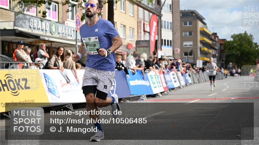 20.09.2026 - PSD Bank Halbmarathon J. Mangold http://msf.ph/oto/10506485 20.09.2026 11:24:39 Ziel 1780, 1801, 2365, 2766 meine-sportfotos.de