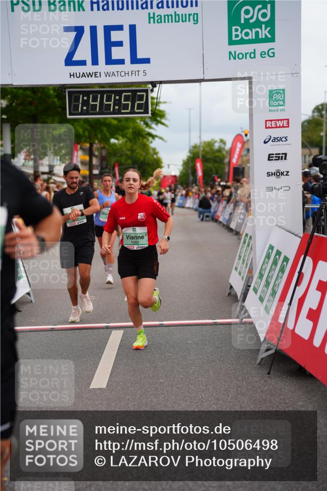 20.09.2026 - PSD Bank Halbmarathon LAZAROV Photography http://msf.ph/oto/10506498 20.09.2026 11:44:51 Ziel 1081, 1083, 1771, 2558, 2593, 3319, 3506 meine-sportfotos.de