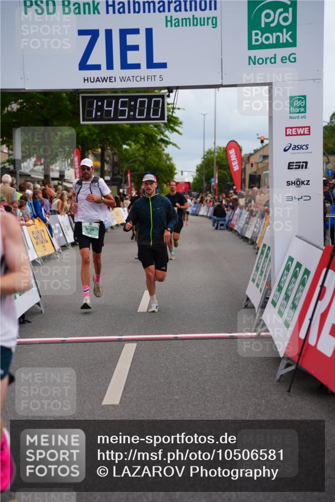 20.09.2026 - PSD Bank Halbmarathon LAZAROV Photography http://msf.ph/oto/10506581 20.09.2026 11:45:00 Ziel 1547, 1771, 2558, 2677, 3319, 4365, 4366 meine-sportfotos.de