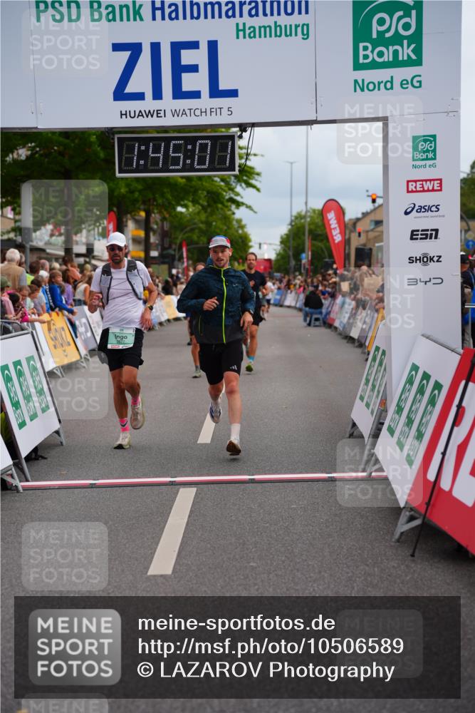 20.09.2026 - PSD Bank Halbmarathon LAZAROV Photography http://msf.ph/oto/10506589 20.09.2026 11:45:00 Ziel 1547, 1771, 2558, 2677, 3319, 4365, 4366 meine-sportfotos.de