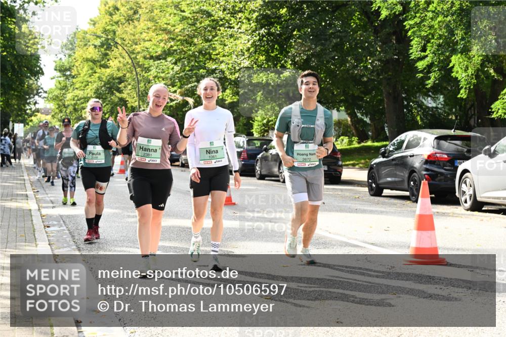 20.09.2026 - PSD Bank Halbmarathon Dr. Thomas Lammeyer http://msf.ph/oto/10506597 20.09.2026 11:03:30 Laufen 2381, 2098, 1061, 2672 meine-sportfotos.de