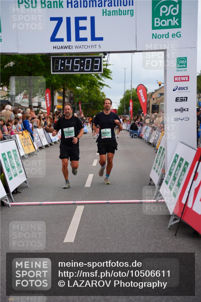 20.09.2026 - PSD Bank Halbmarathon LAZAROV Photography http://msf.ph/oto/10506611 20.09.2026 11:45:02 Ziel 1547, 2558, 2677, 4365, 4366 meine-sportfotos.de