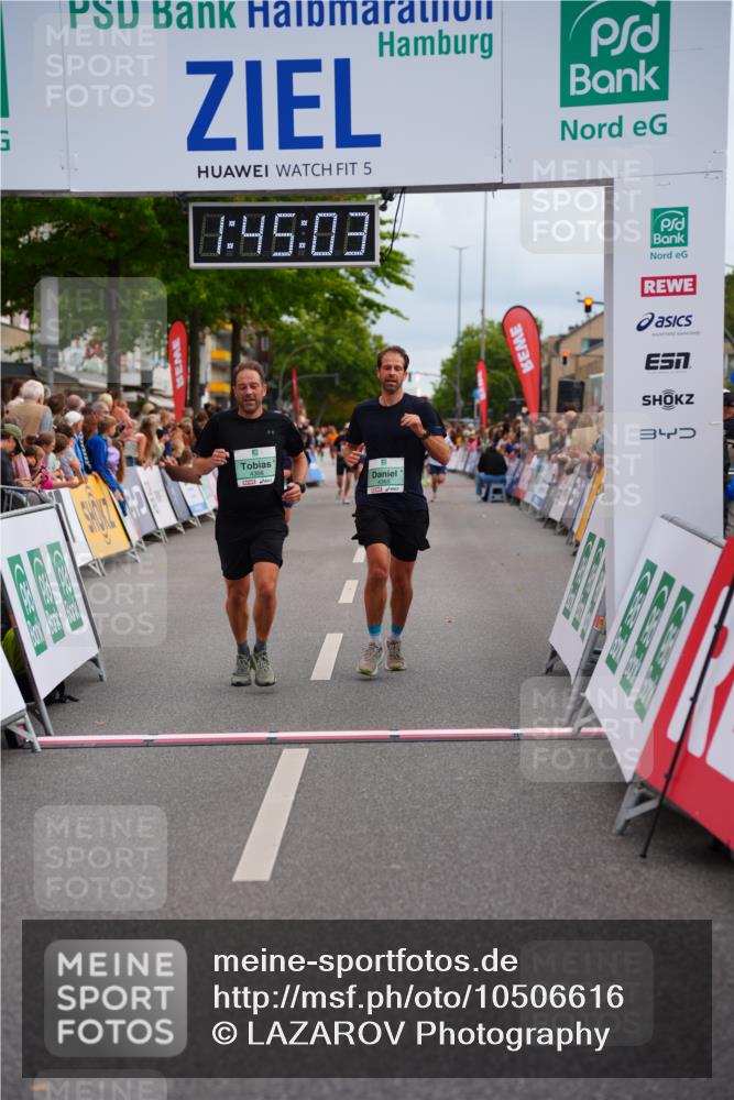 20.09.2026 - PSD Bank Halbmarathon LAZAROV Photography http://msf.ph/oto/10506616 20.09.2026 11:45:02 Ziel 1547, 2558, 2677, 4365, 4366 meine-sportfotos.de