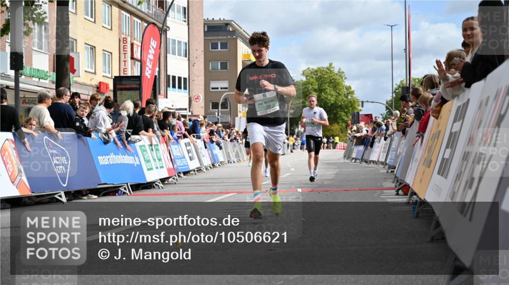 20.09.2026 - PSD Bank Halbmarathon J. Mangold http://msf.ph/oto/10506621 20.09.2026 11:25:44 Ziel 2377, 2388, 4133, 4277, 4729 meine-sportfotos.de