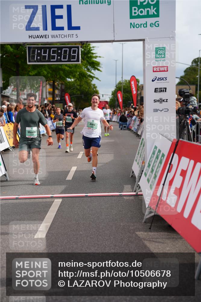 20.09.2026 - PSD Bank Halbmarathon LAZAROV Photography http://msf.ph/oto/10506678 20.09.2026 11:45:09 Ziel 1159, 1430, 2300, 2677, 2959, 3861, 3913, 3981, 4365, 4366 meine-sportfotos.de