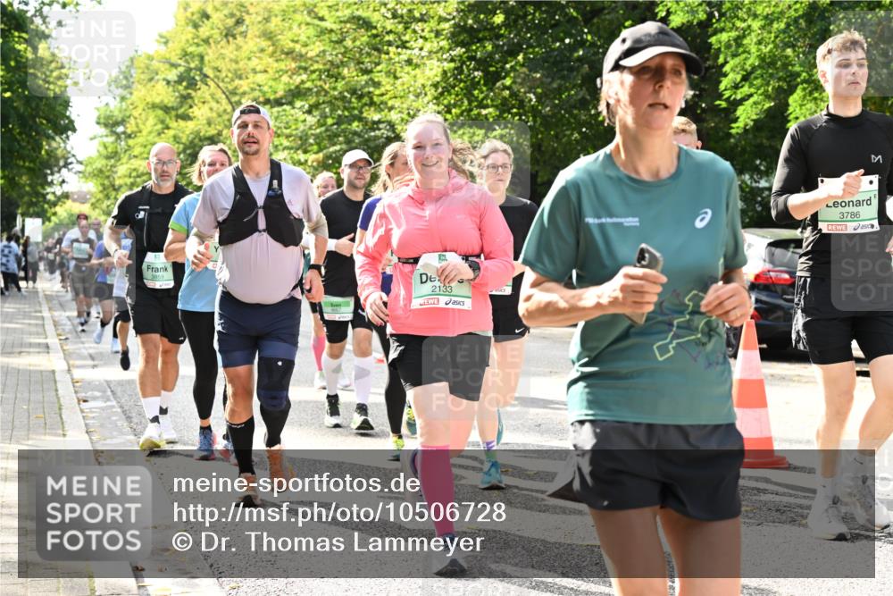 20.09.2026 - PSD Bank Halbmarathon Dr. Thomas Lammeyer http://msf.ph/oto/10506728 20.09.2026 11:03:40 Laufen 2133, 3786 meine-sportfotos.de